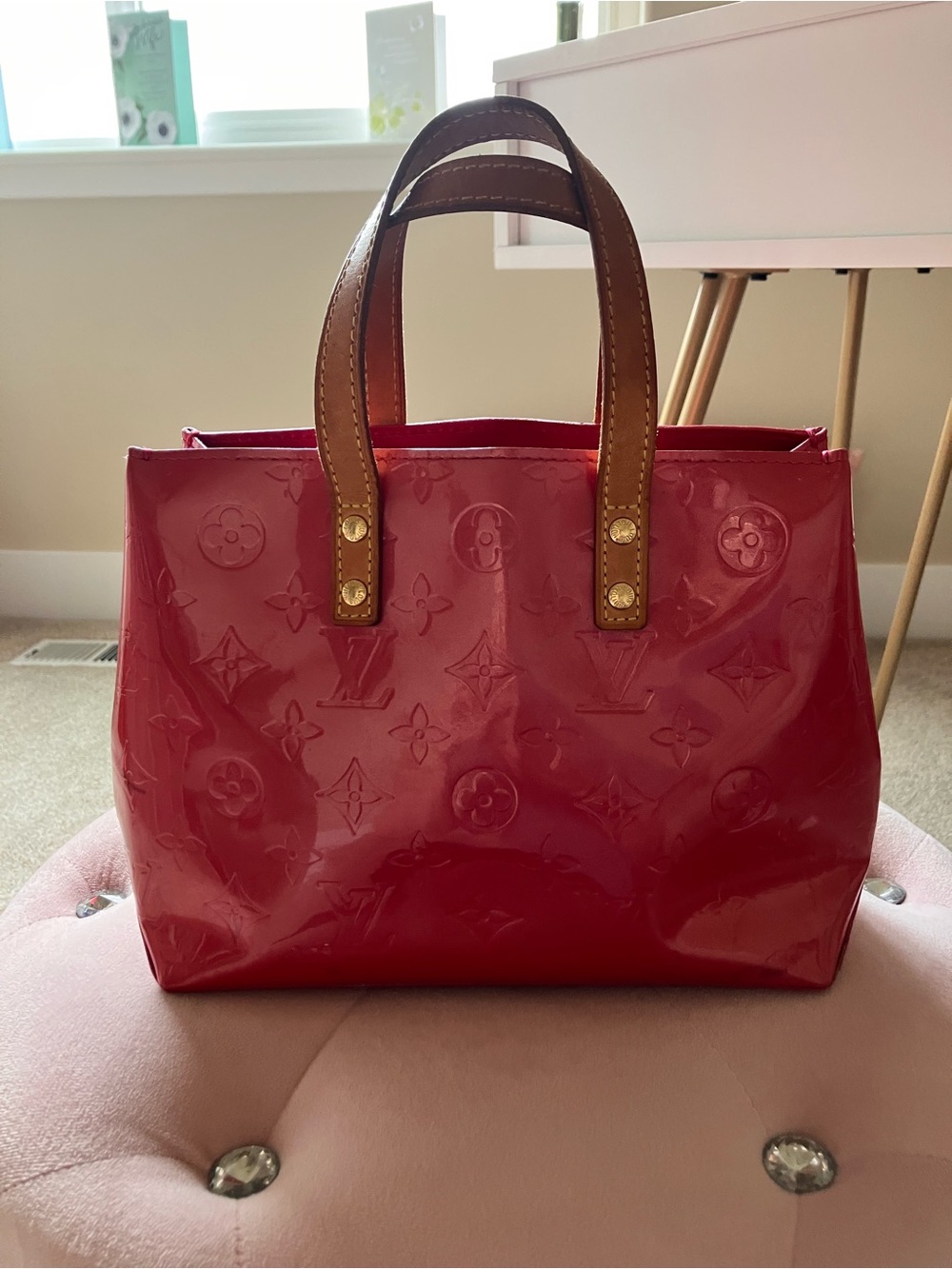 Louis Vuitton Vernis Reade PM Fuschia